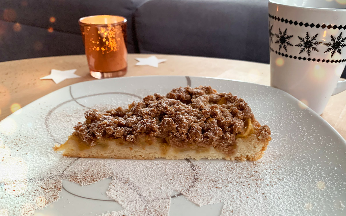 veganer Apfelkuchen mit Zimstreusel